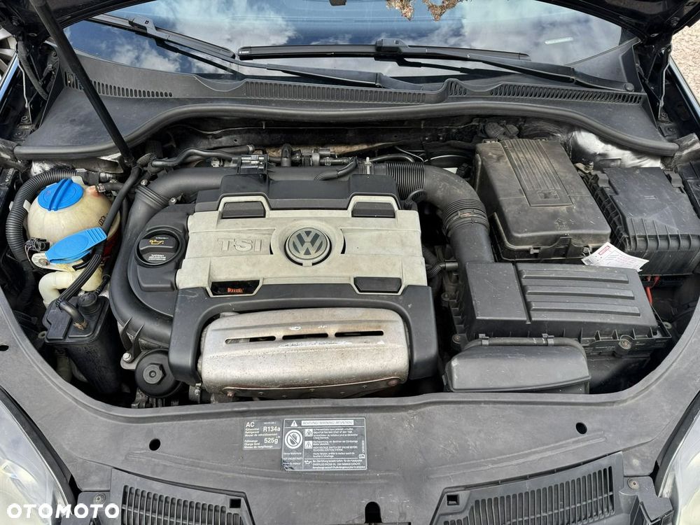 Volkswagen Golf - 10