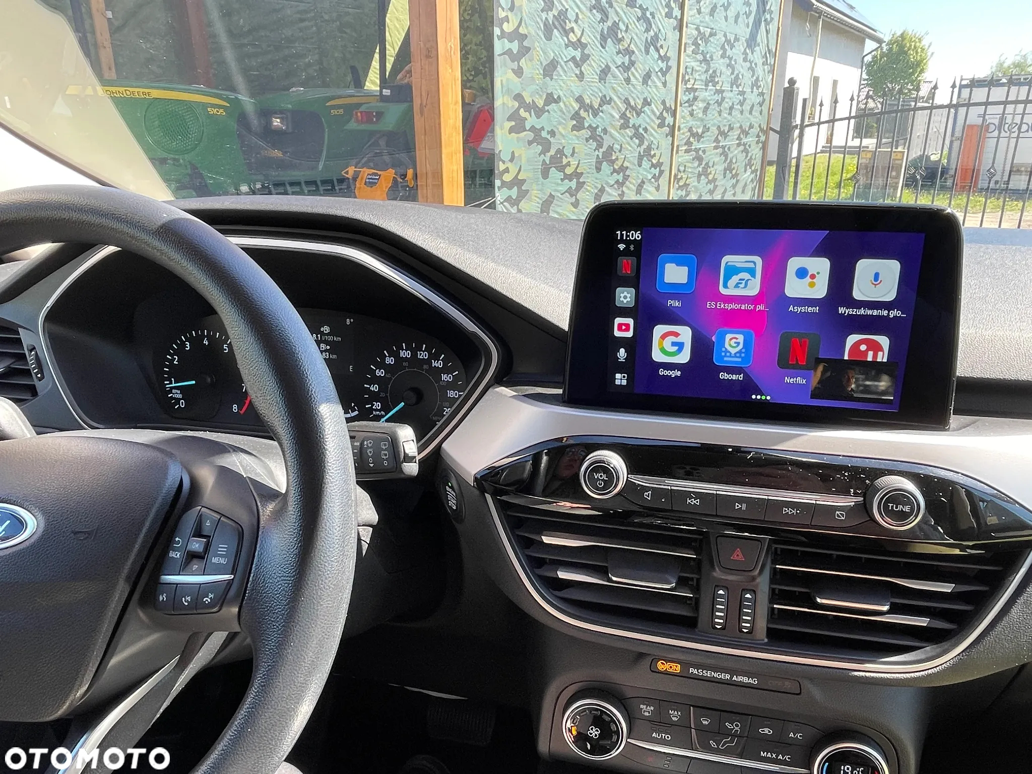 Ford Kuga - 12