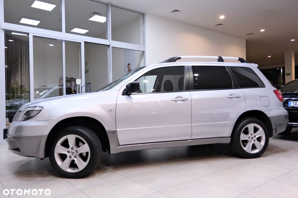 Mitsubishi Outlander 2.0 Comfort - 20