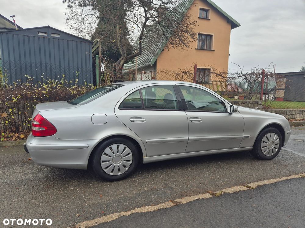Mercedes-Benz Klasa E - 4