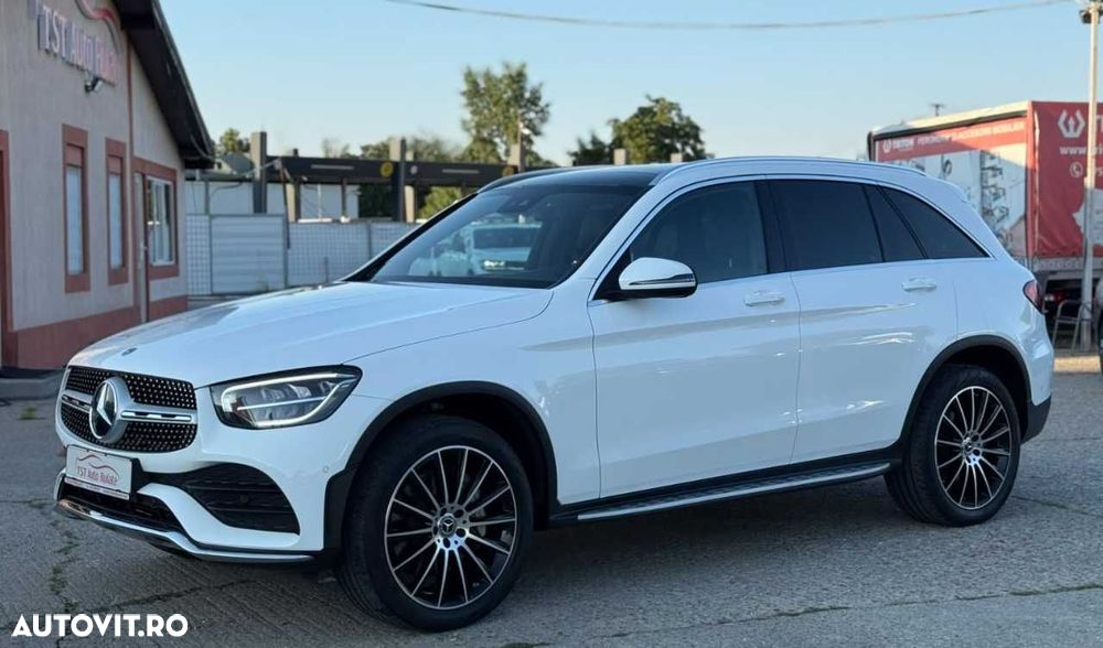 Mercedes-Benz GLC - 4