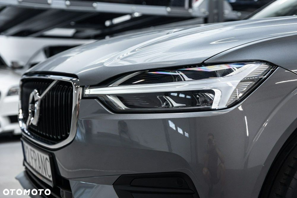 Volvo XC 60 B4 D AWD Geartronic Momentum - 18