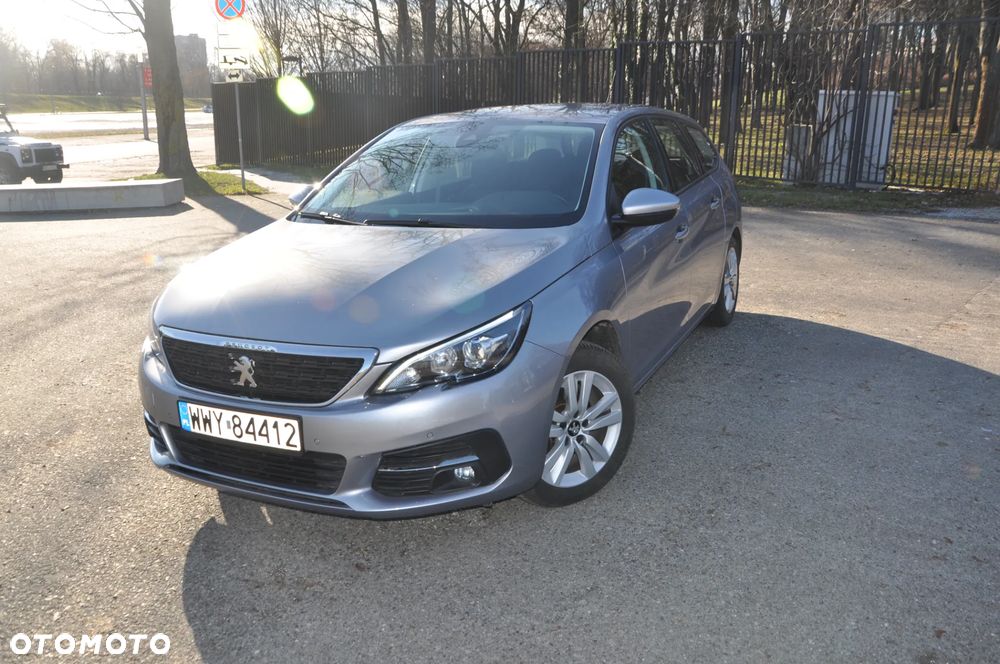 Peugeot 308 - 1