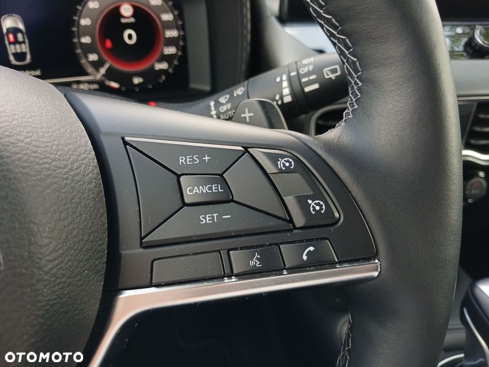 Nissan Juke 1.0 DIG-T N-Connecta DCT - 19