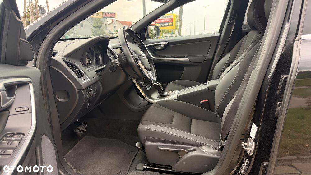 Volvo XC 60 D4 Geartronic Edition Pro - 8