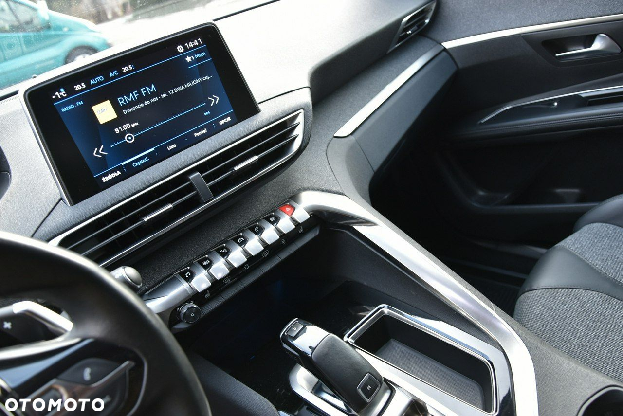 Peugeot 5008 - 13