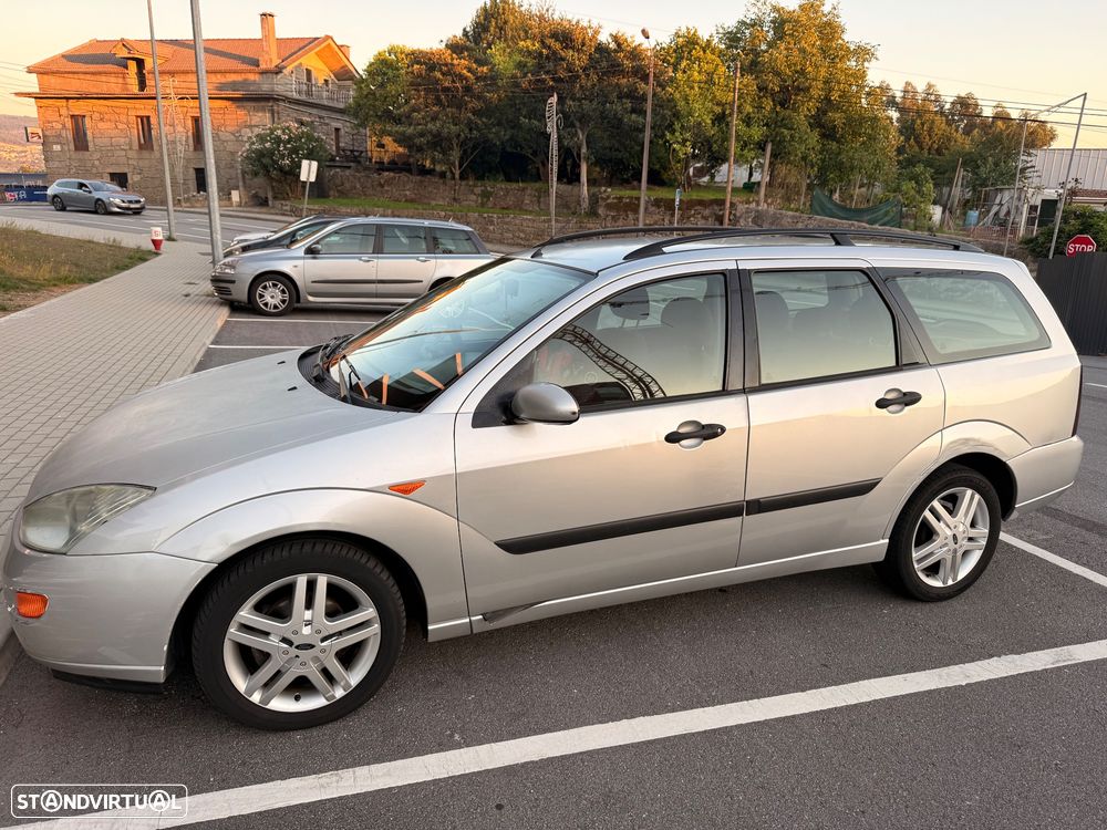 Ford Focus SW 1.8 TDdi Ghia - 1