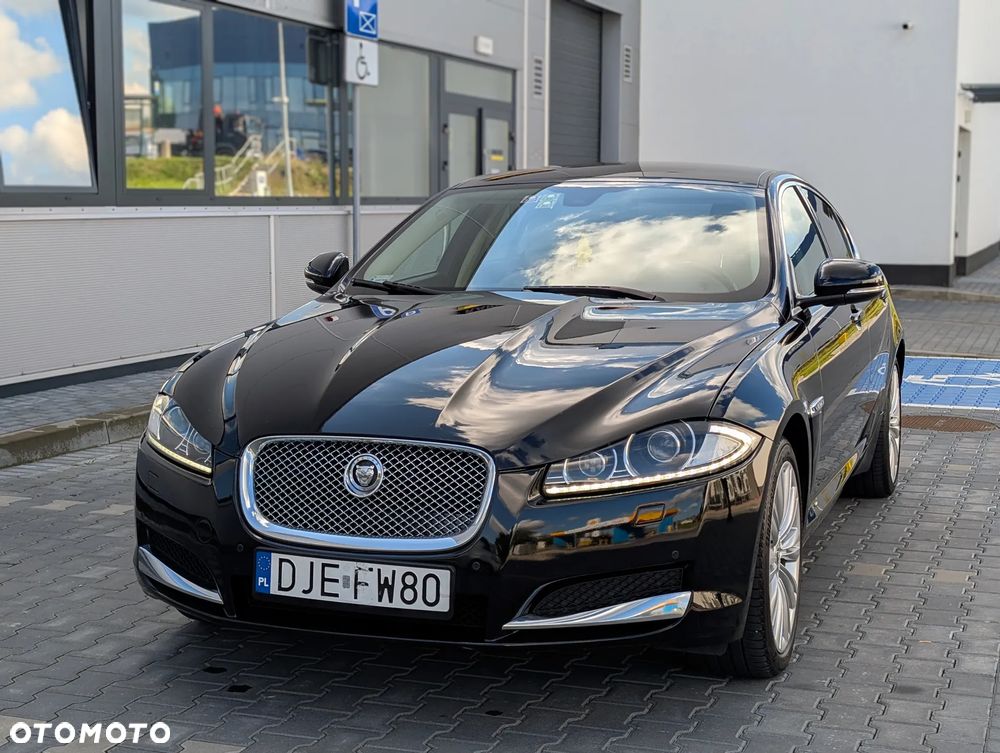 Jaguar XF 3.0 T AWD Luxury - 7