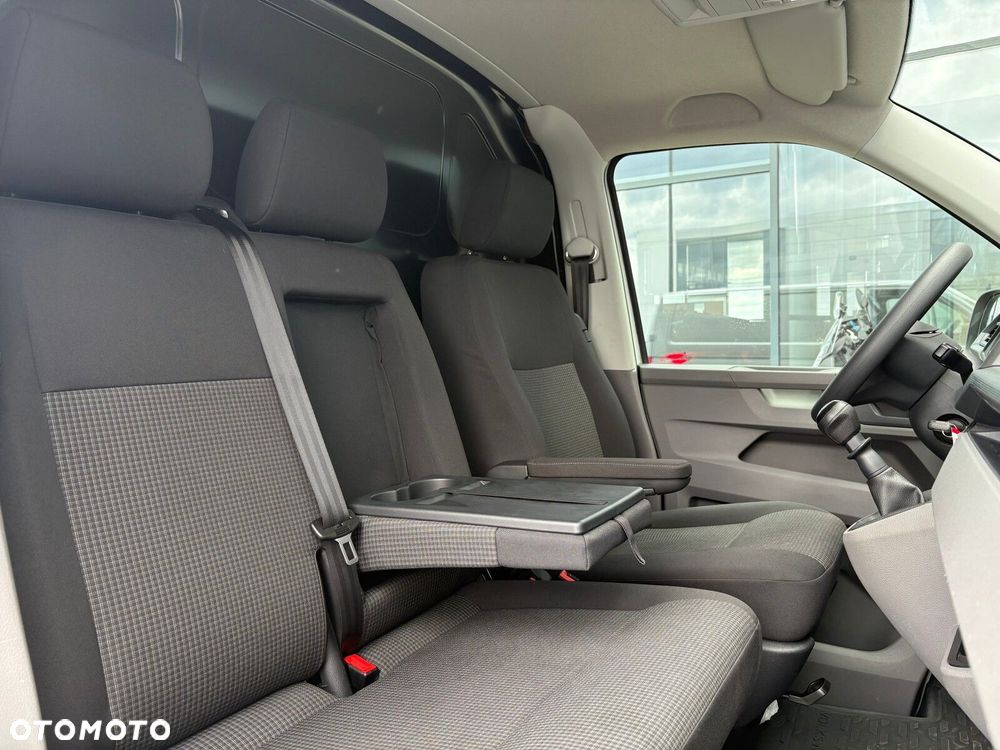 Volkswagen Transporter - 11