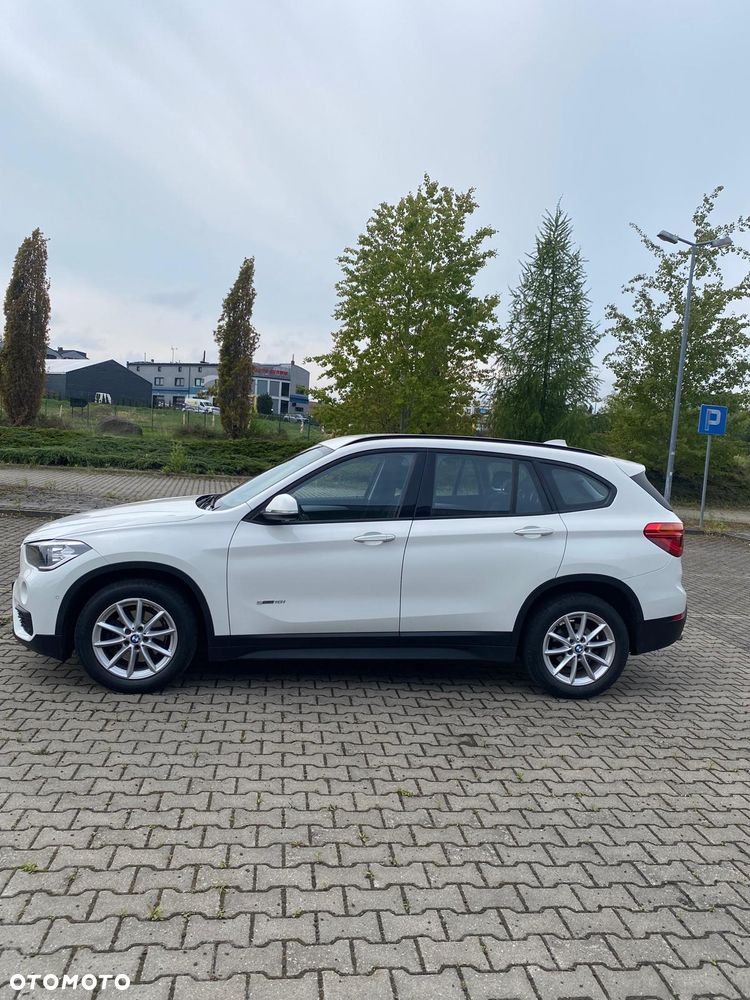 BMW X1 sDrive18i - 2