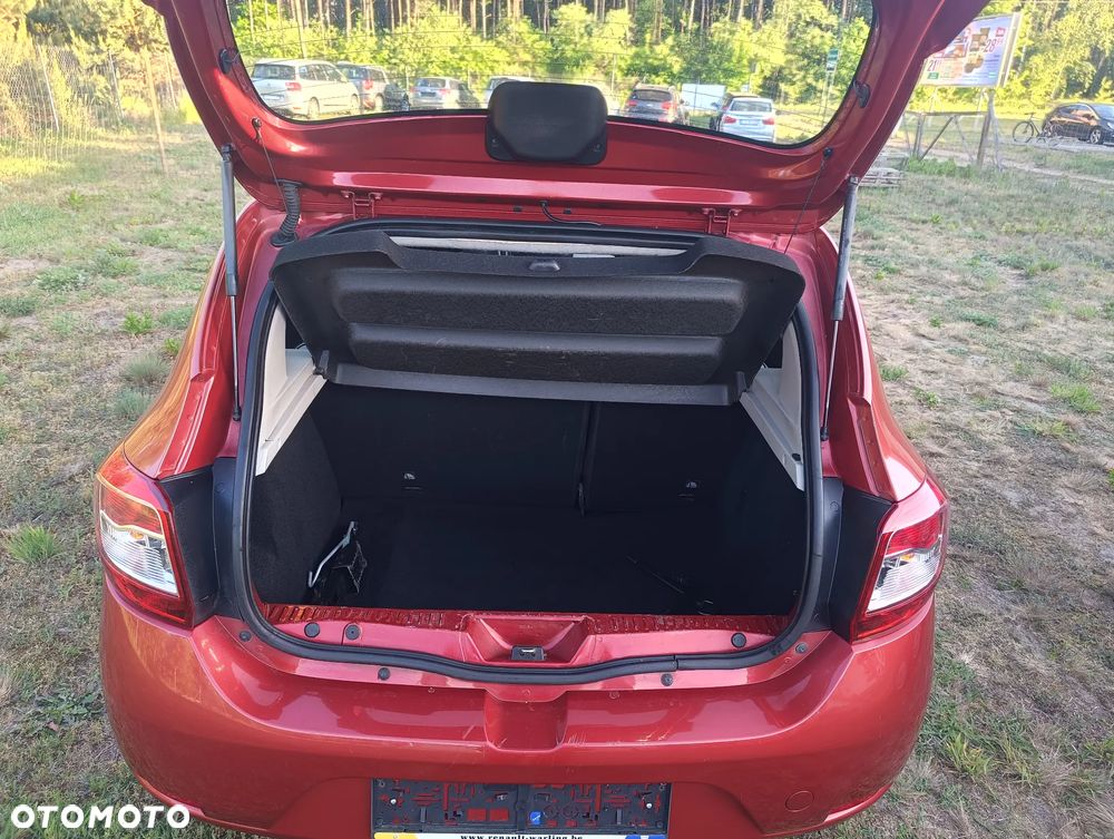 Dacia Sandero 1.2 16V 75 Laureate - 12