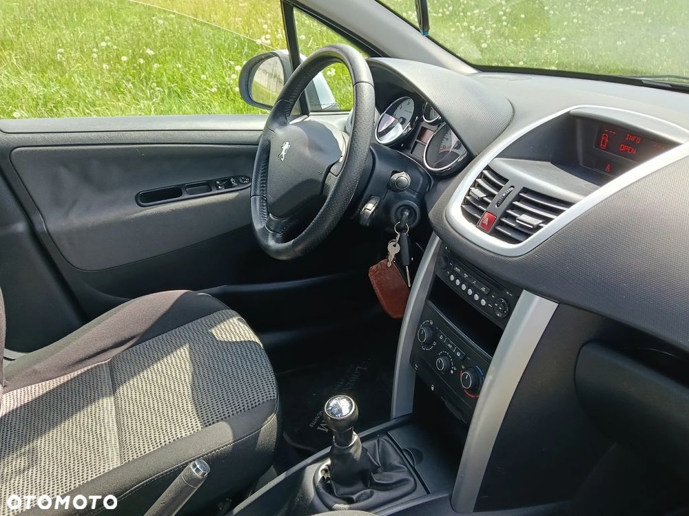 Peugeot 207 95 VTi Filou - 12
