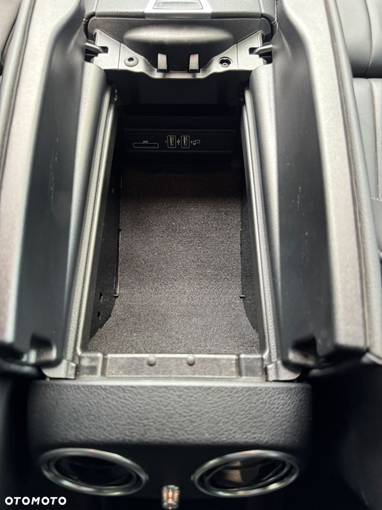 Mercedes-Benz Klasa E 220 d 9G-TRONIC Exclusive - 24