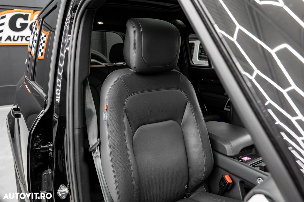 Land Rover Defender 130 3.0 P400 MHEV X-Dynamic HSE - 14