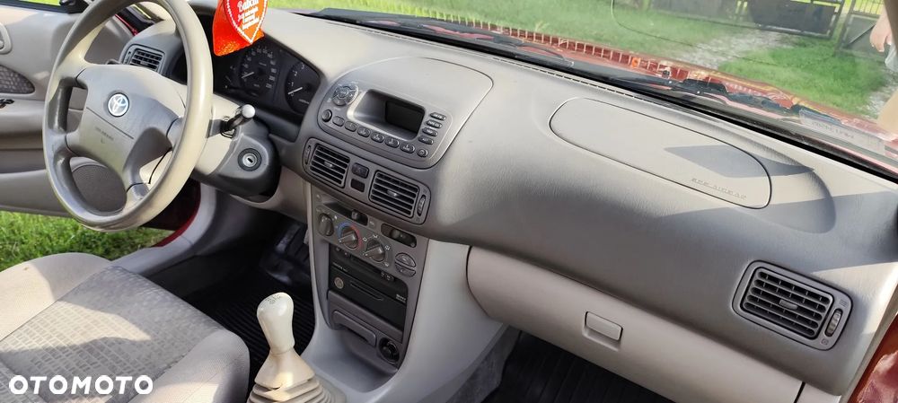 Toyota Corolla 1.4 VVT-i Terra - 21