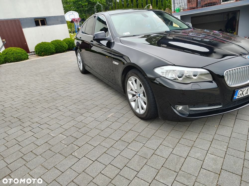BMW Seria 5 525d - 1