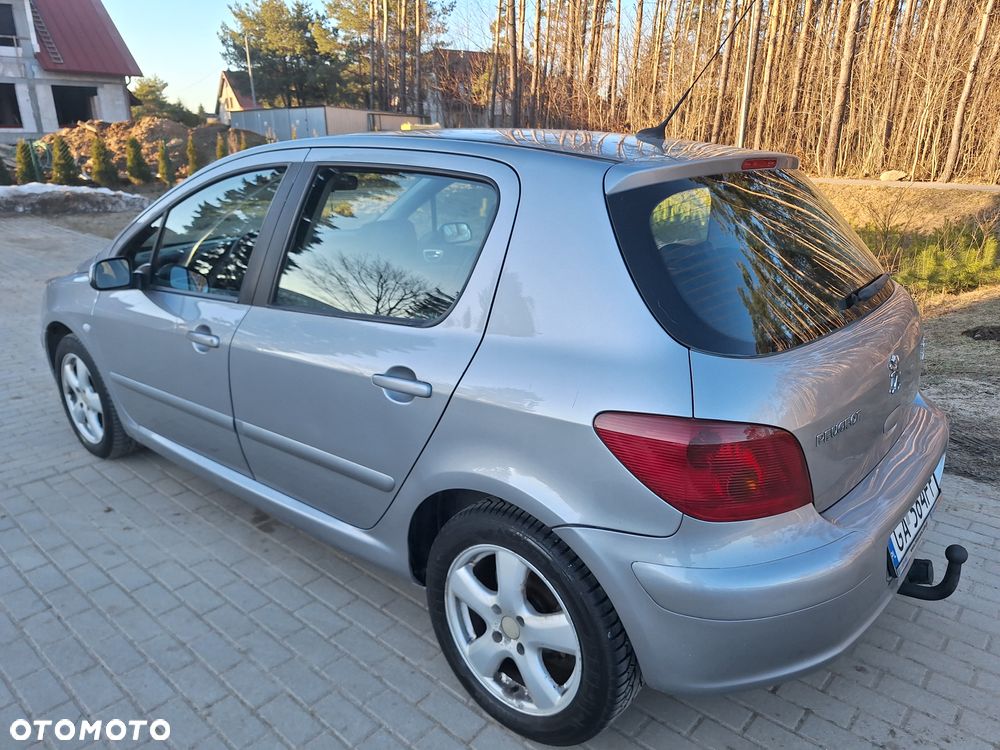 Peugeot 307 HDi 110 Sportline - 4