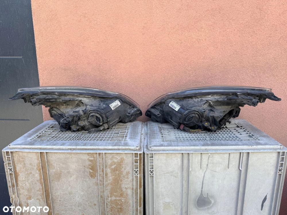 Lampa przednia OPEL CORSA D LIFT CIEMNE KOMPLET EUROPA VALEO ŁADNE Z 1 AUTA - 4
