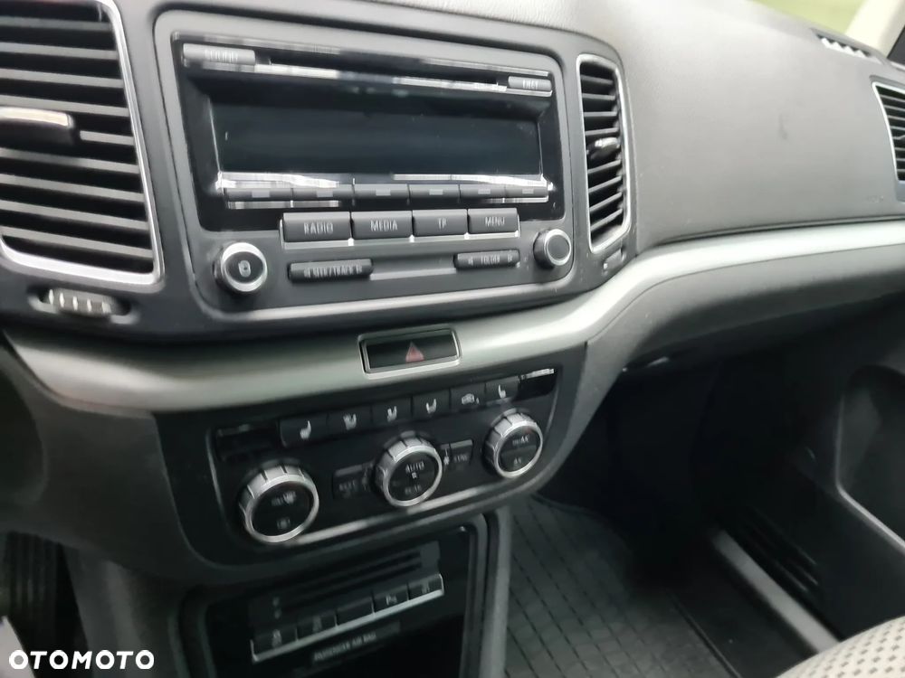 Volkswagen Sharan 2.0 TDI 4MOTION Blue Motion Style - 4