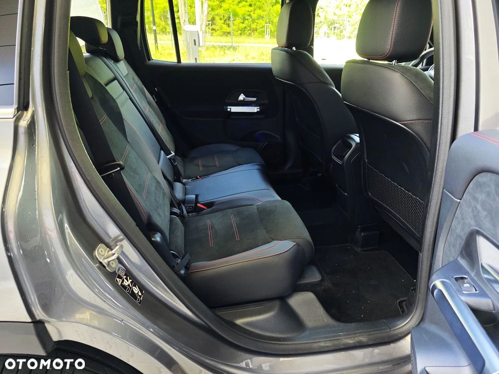 Mercedes-Benz GLB 200 AMG Line 7G-DCT - 18