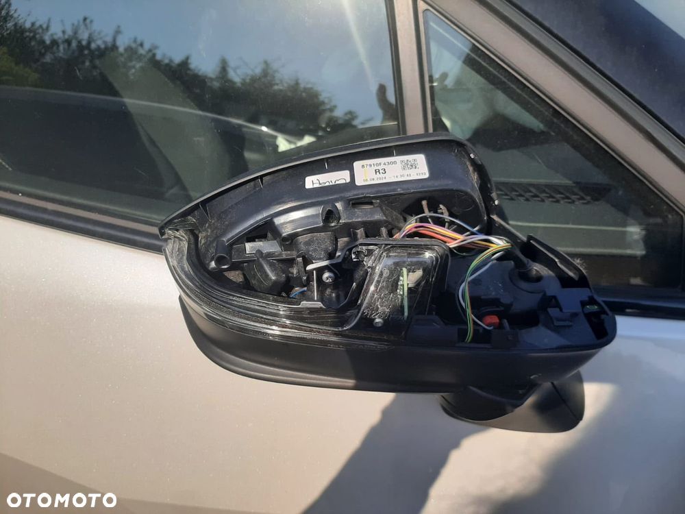 Toyota C-HR 1.8 Hybrid Executive - 11