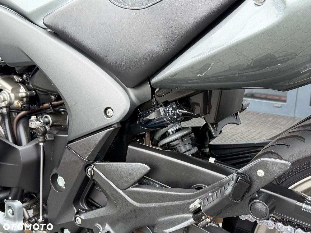 Honda CBF - 34