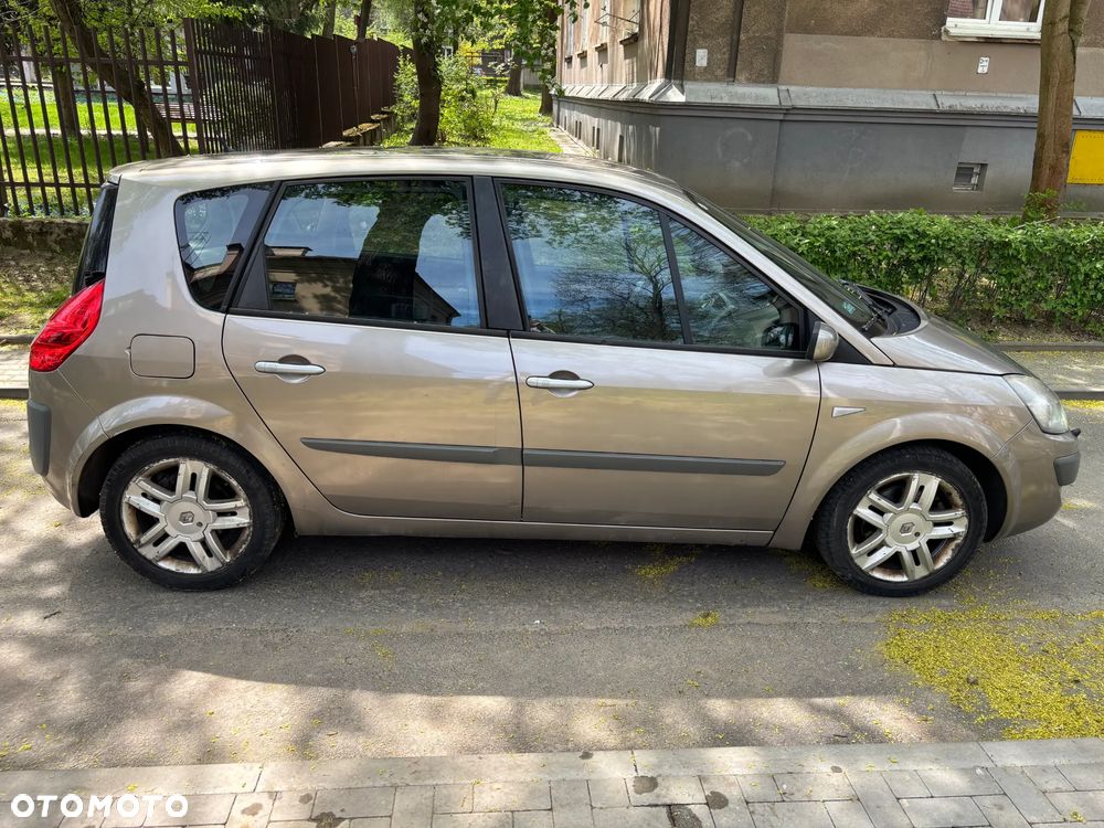 Renault Scenic 2.0 16V Privilege - 5