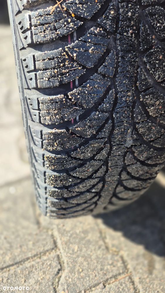 Toyota Aygo x-play - 3