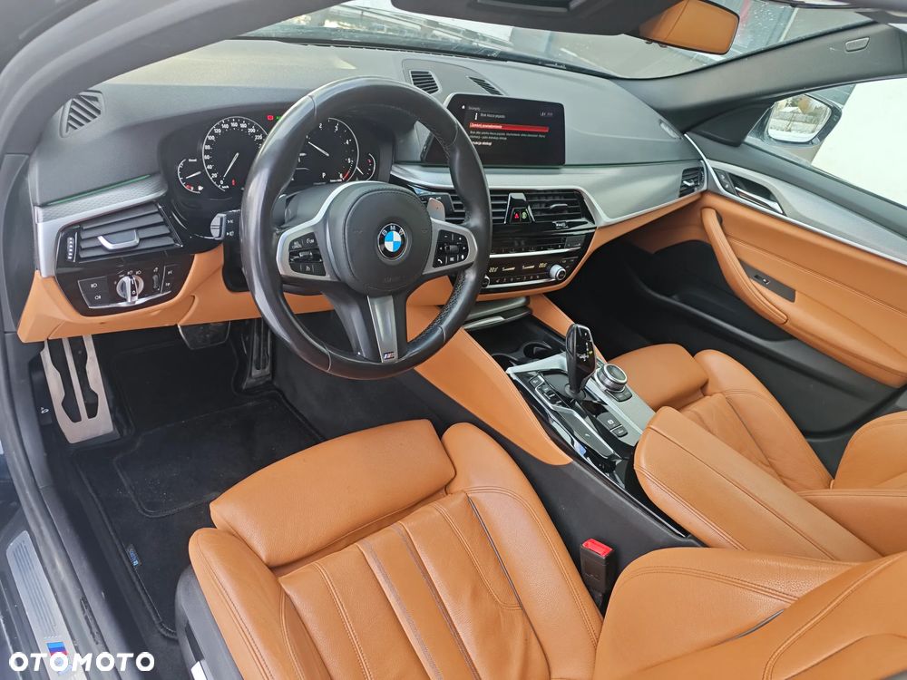 BMW Seria 5 520d xDrive M Sport sport - 18