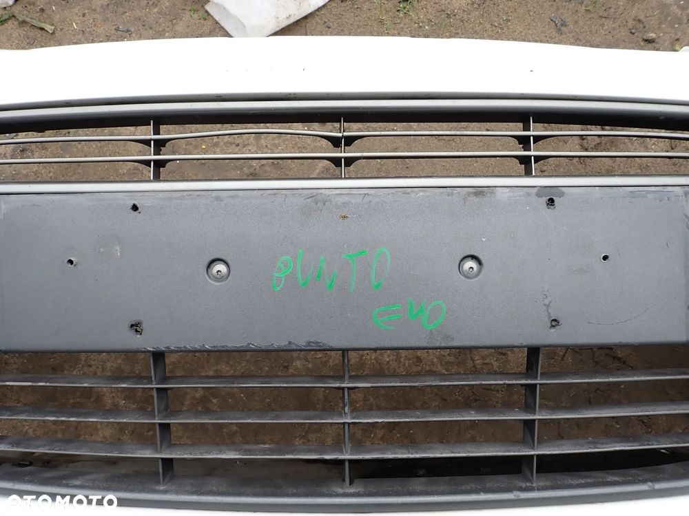 FIAT PUNTO EVO ZDERZAK PRZÓD - 3