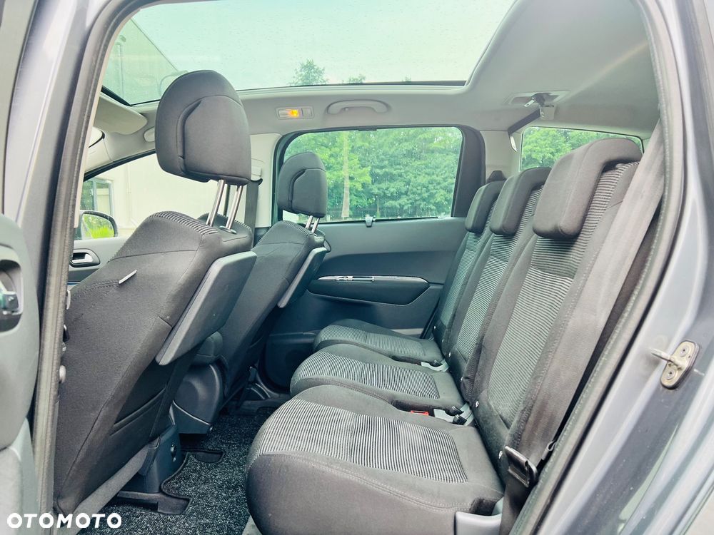 Peugeot 5008 HDI FAP 150 Business-Line - 28