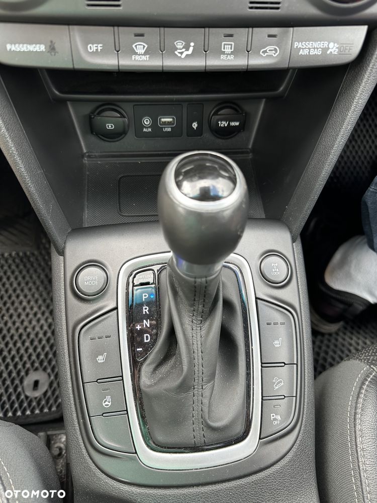 Hyundai Kona 1.6 T-GDI Style DCT - 10