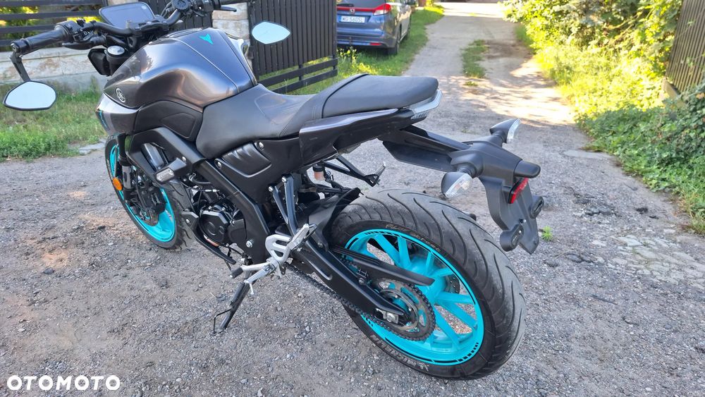 Yamaha MT - 22