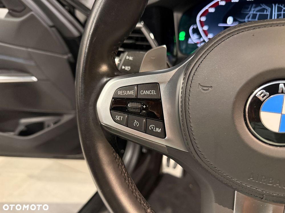 BMW Seria 3 320d xDrive mHEV M Sport sport - 18