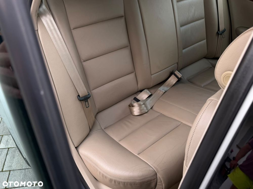 Audi A4 Limousine - 29