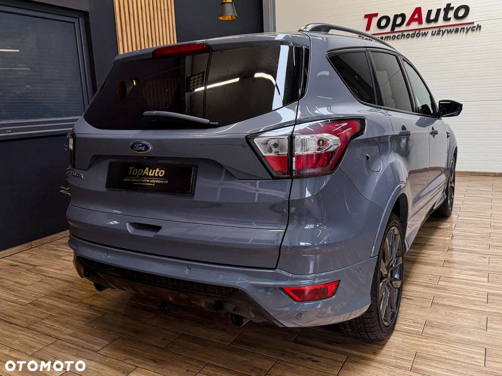 Ford Kuga 2.0 TDCi 2x4 ST-Line - 9