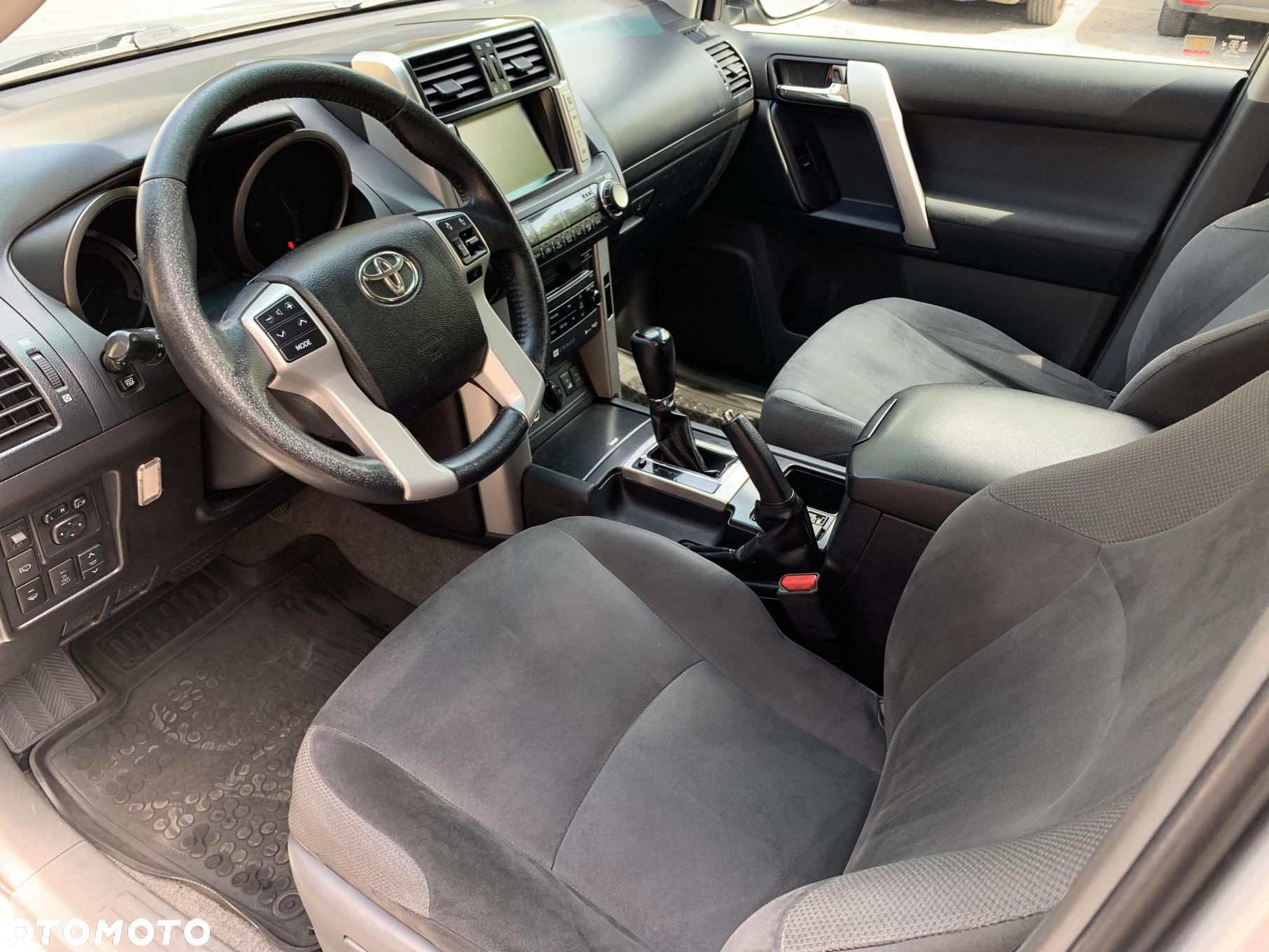 Toyota Land Cruiser LC 3.0 D-4D Premium - 9
