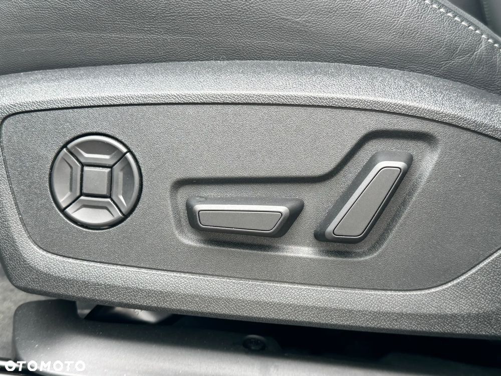 Audi Q6 e-tron - 29