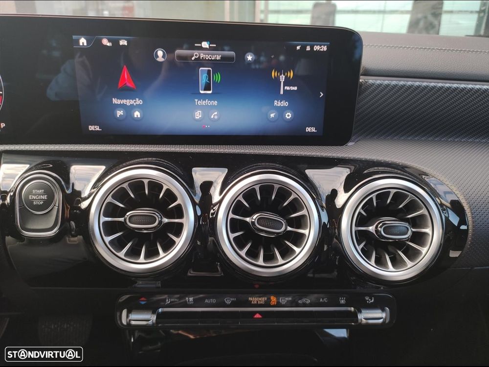 Mercedes-Benz CLA 250 e Style Plus - 19