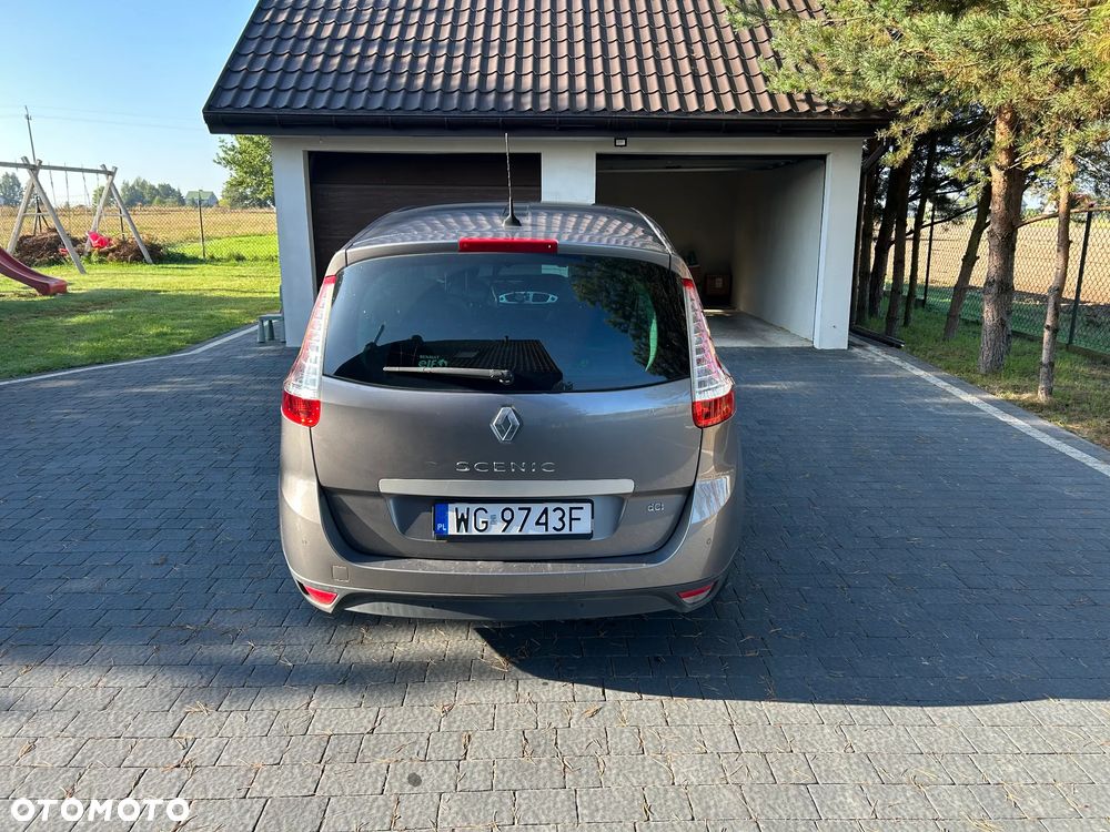 Renault Grand Scenic 1.9 dCi FAP Exception - 12