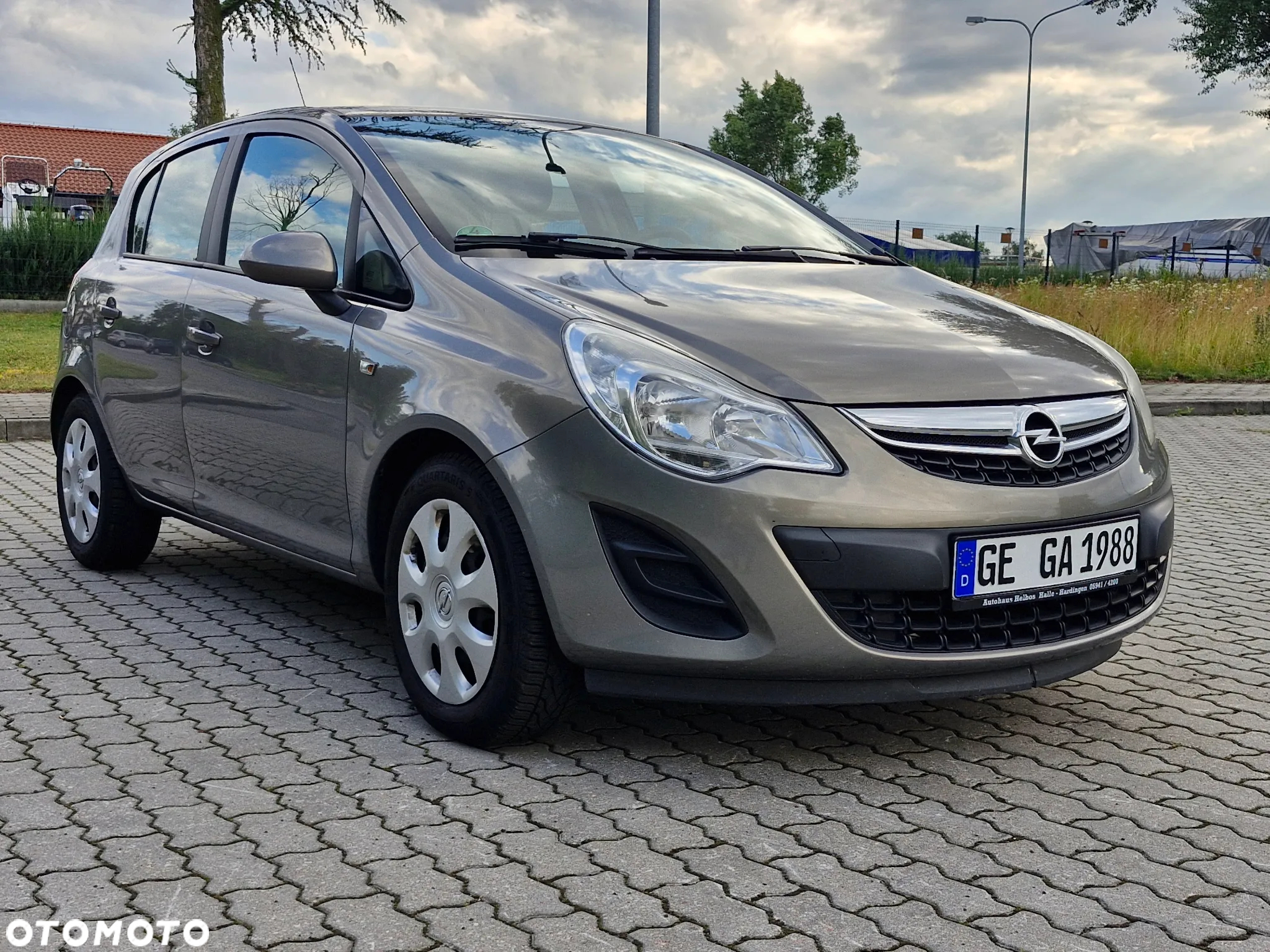 Opel Corsa 1.2 16V Cosmo - 14