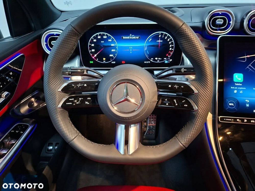 Mercedes-Benz GLC 300 e 4-Matic AMG Line - 3