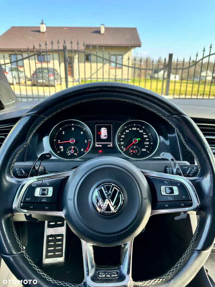 Volkswagen Golf 2.0 TDI BMT GTD DSG - 9