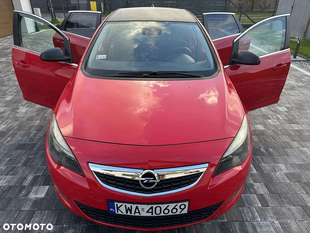 Opel Astra III 1.6 Cosmo - 9