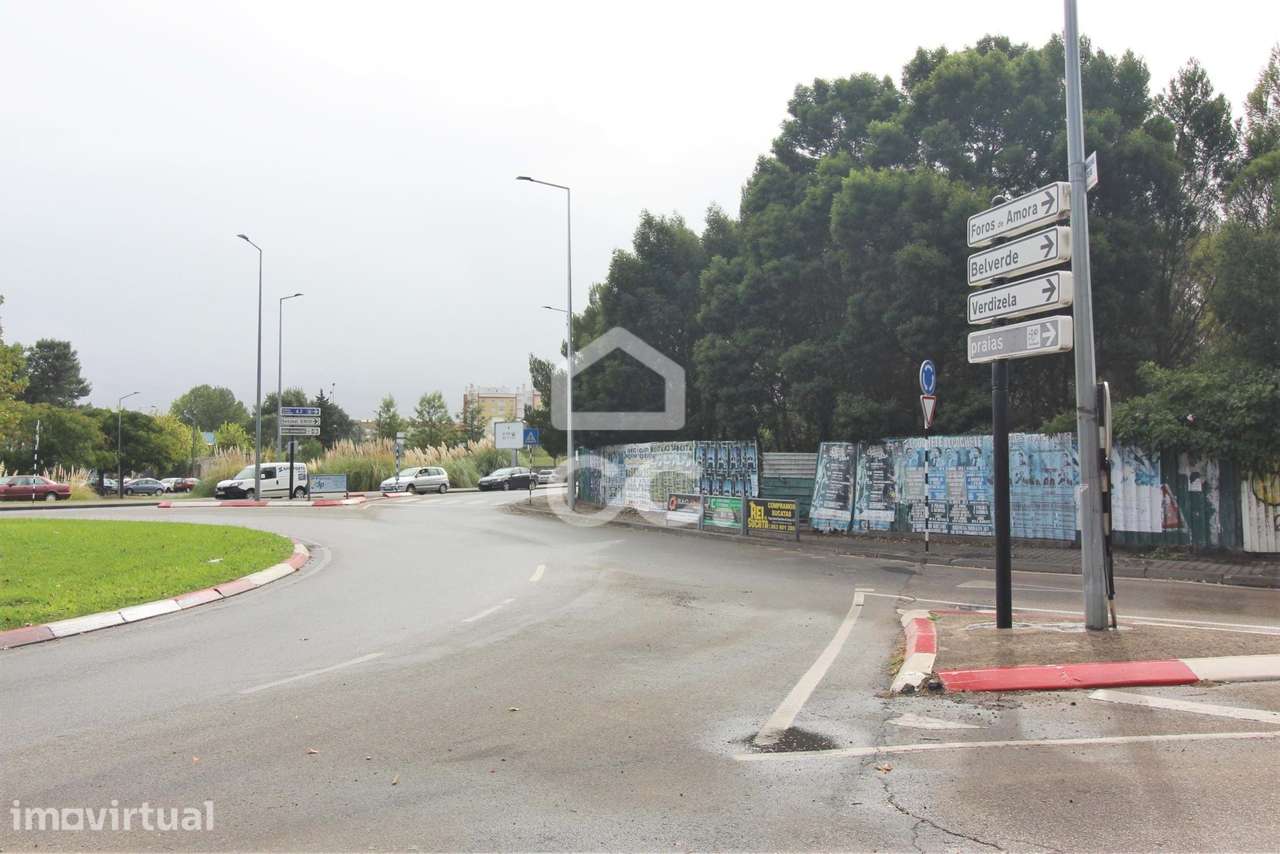Terreno Comercial de 6800m2 em Localização Estratégica - Grande imagem: 4/19