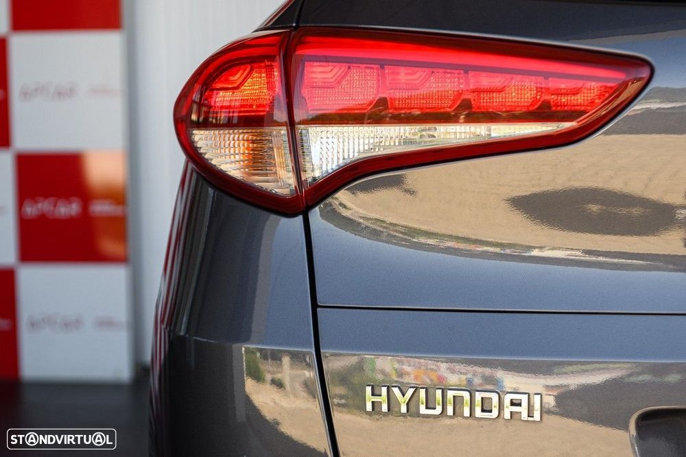 Hyundai Tucson 1.7 CRDi Executive - 14