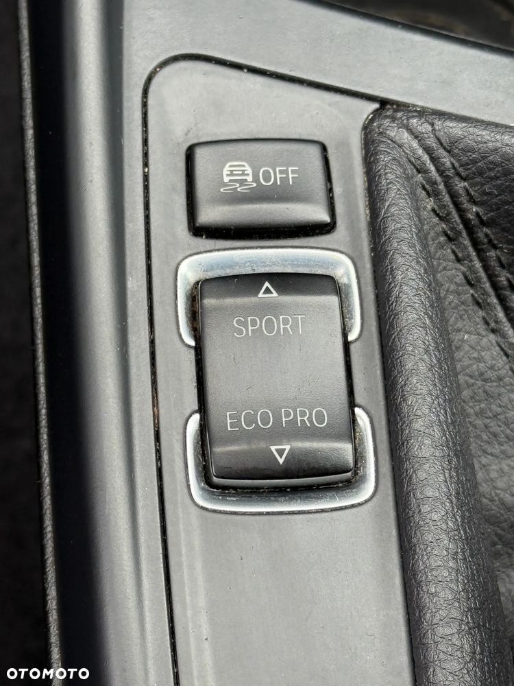 BMW Seria 1 118d - 19