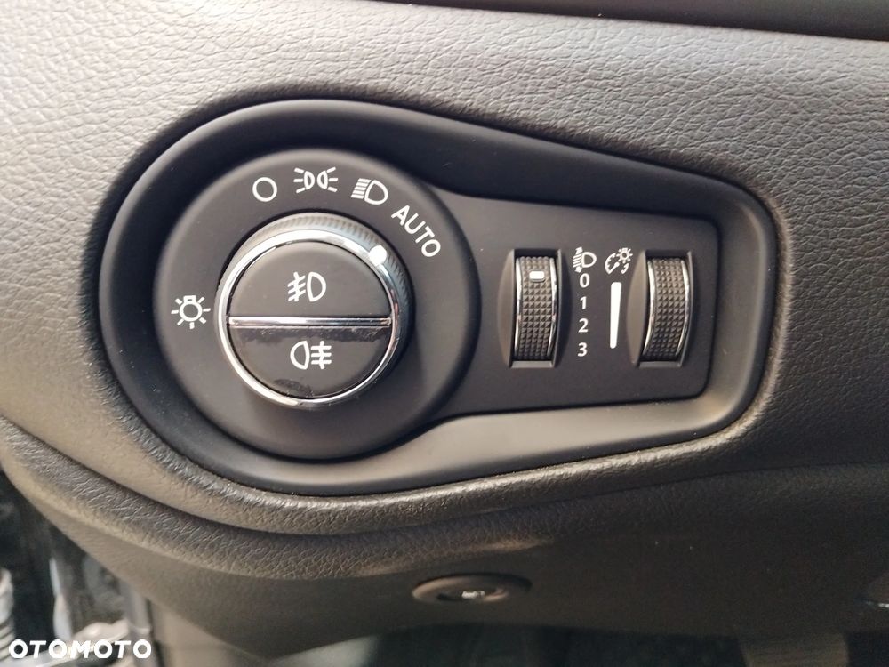 Jeep Renegade - 9