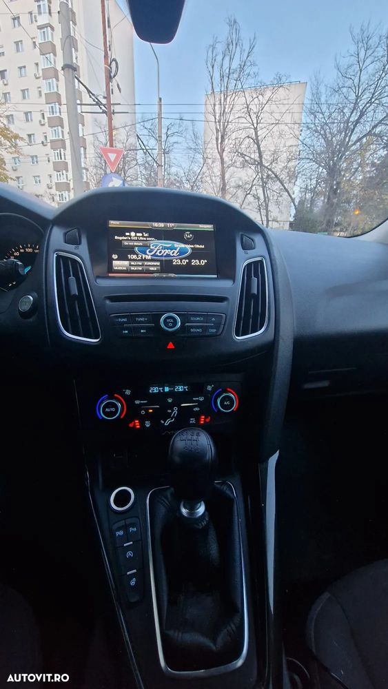 Ford Focus 1.0 EcoBoost Titanium - 7