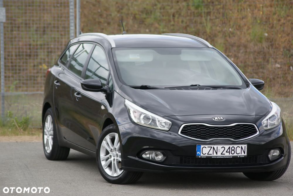 Kia Ceed - 21